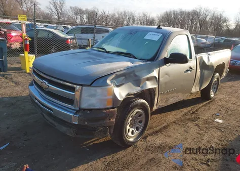 2009 Chevrolet Silverado 1500 Work Truck z USA, uszkodzony, nr VIN 1GCEK14X09Z237707